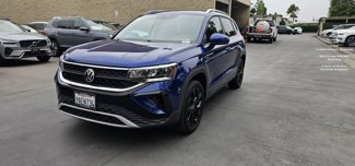 Used 2022 Volkswagen Taos SE w/ Panoramic Sunroof Package image 1