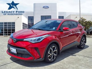 Used 2022 Toyota C-HR XLE image 1