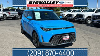 Used 2023 Kia Soul EX image 1