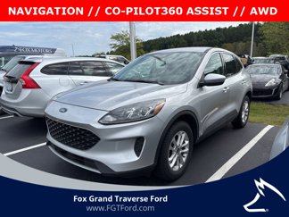 Used 2020 Ford Escape SE image 1