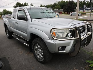 Used 2013 Toyota Tacoma 4x4 Access Cab V6 image 1