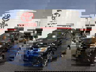 Used 2017 Toyota Camry SE image 1