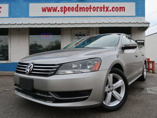 Used 2014 Volkswagen Passat 1.8T Wolfsburg Edition image 1