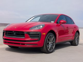 Certified 2024 Porsche Macan image 1