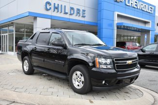 Used 2011 Chevrolet Avalanche LS image 1