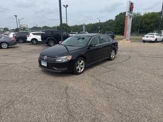 Used 2013 Volkswagen Passat 2.5 SE image 1