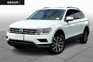 Used 2019 Volkswagen Tiguan SE w/ Panoramic Sunroof Package image 1