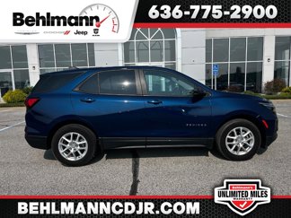 Used 2023 Chevrolet Equinox LS w/ LS Convenience Package image 1