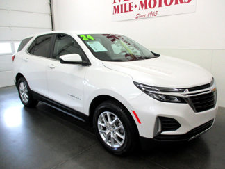 Used 2024 Chevrolet Equinox LT image 1
