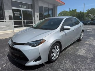 Used 2018 Toyota Corolla LE image 1
