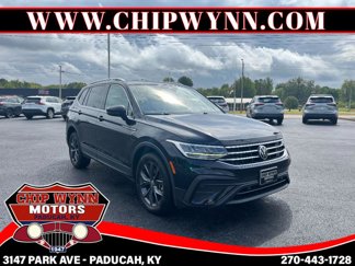 Used 2022 Volkswagen Tiguan SE image 1