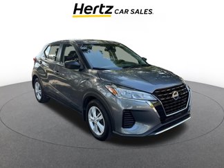 Used 2024 Nissan Kicks S image 1