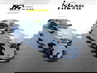 Used 2021 Nissan Versa SV image 1