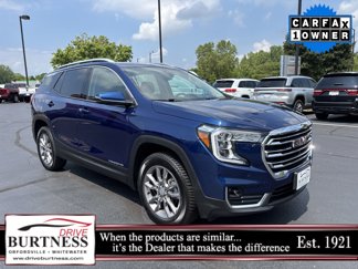 Used 2022 GMC Terrain SLT w/ Tech Package image 1