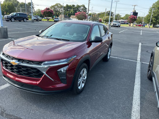 Used 2024 Chevrolet Trax LS image 1