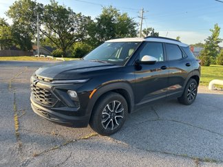 Used 2024 Chevrolet TrailBlazer ACTIV w/ Driver Confidence Package image 1