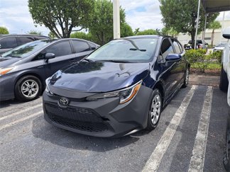Used 2022 Toyota Corolla LE image 1