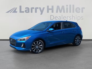 Used 2018 Hyundai Elantra GT image 1