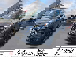 Used 2024 Nissan Rogue S image 1