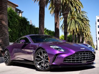 Used 2025 Aston Martin V8 Vantage Coupe image 1