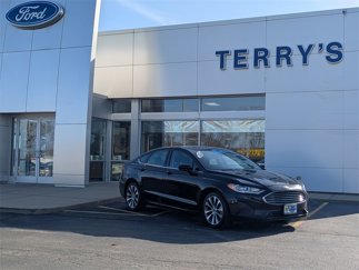 Used 2020 Ford Fusion SE image 1