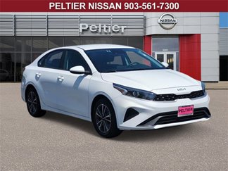 Used 2022 Kia Forte LXS image 1