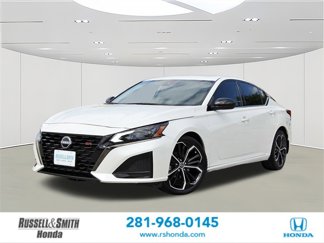 Used 2024 Nissan Altima 2.5 SR w/ SR Premium Package image 1