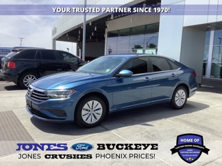 Used 2019 Volkswagen Jetta R-Line image 1