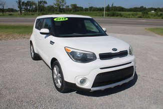 Used 2018 Kia Soul + image 1