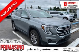 Used 2023 GMC Terrain SLT image 1