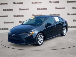 Certified 2020 Toyota Corolla LE image 1