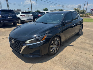 Used 2024 Nissan Altima 2.5 SL image 1