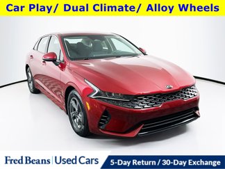 Used 2021 Kia K5 LX image 1