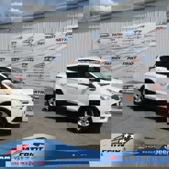 Used 2015 Ford Escape SE image 1