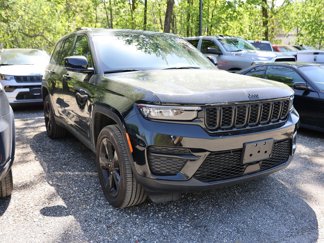 Used 2023 Jeep Grand Cherokee Altitude image 1