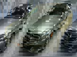Used 2017 Mercedes-Benz C 300 4MATIC Sedan image 1