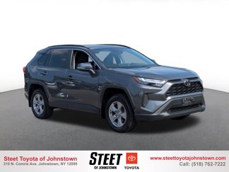 Used 2022 Toyota RAV4 XLE image 1