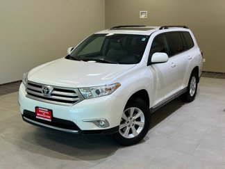 Used 2011 Toyota Highlander SE image 1