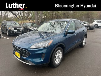 Used 2020 Ford Escape SE image 1