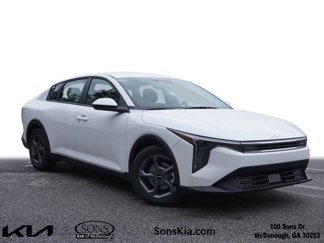New 2025 Kia K4 LXS image 1