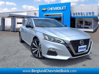 Used 2020 Nissan Altima 2.5 SR image 1