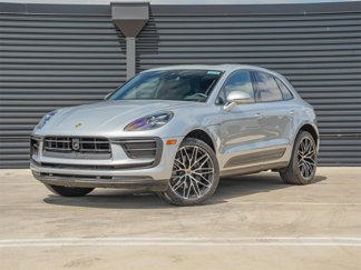 Certified 2024 Porsche Macan image 1