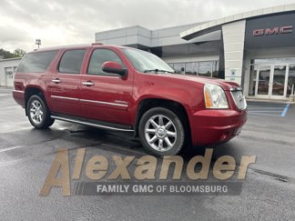 Used 2014 GMC Yukon XL Denali image 1