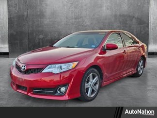 Used 2012 Toyota Camry SE image 1