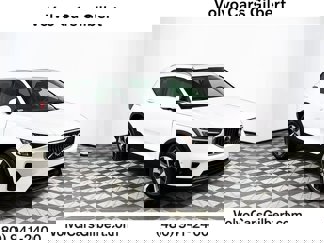 Certified 2025 Volvo XC40 B5 Plus image 1
