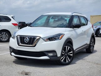 Used 2019 Nissan Kicks SR image 1