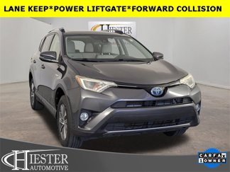 Used 2017 Toyota RAV4 XLE image 1