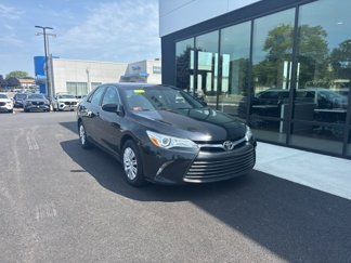 Used 2016 Toyota Camry XLE image 1