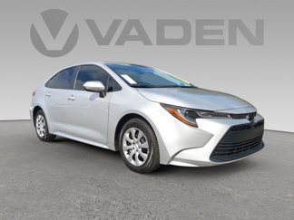 Used 2024 Toyota Corolla LE image 1