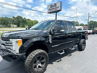 Used 2017 Ford F250 Lariat w/ Lariat Value Package image 1